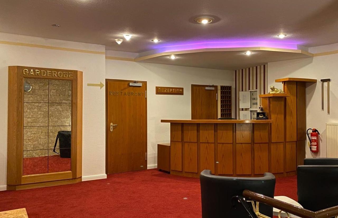 Hotel Goldener Loewe Zeulenroda-Triebes Екстер'єр фото