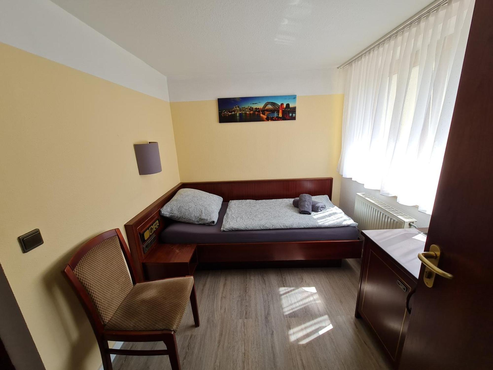 Hotel Goldener Loewe Zeulenroda-Triebes Екстер'єр фото